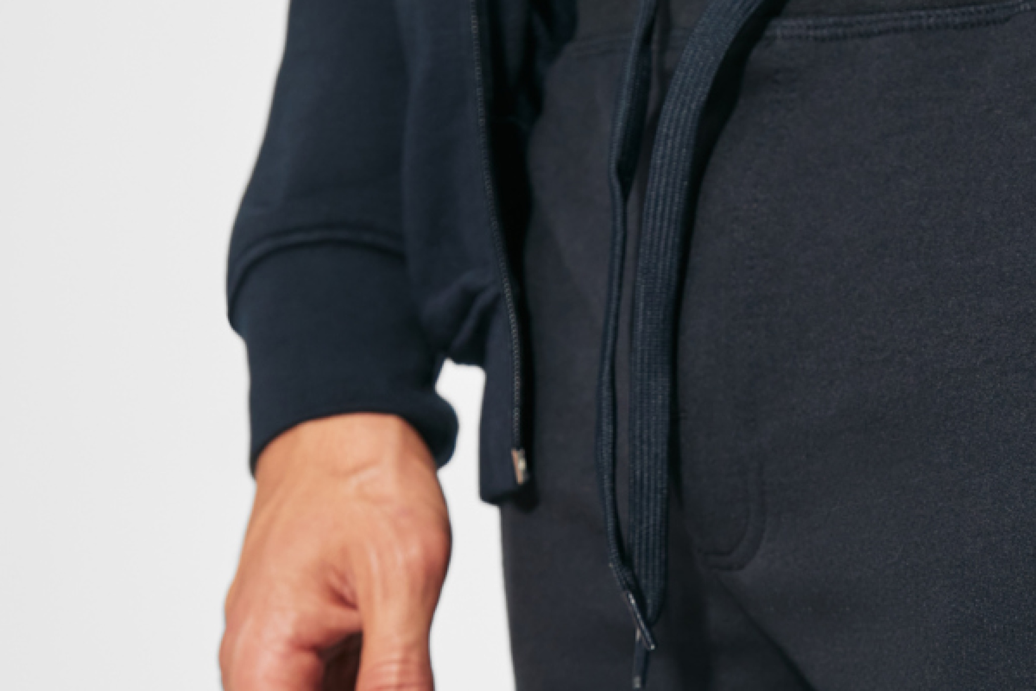 Pantaloncini sportivi con ampio girovita elastico e coulisse
