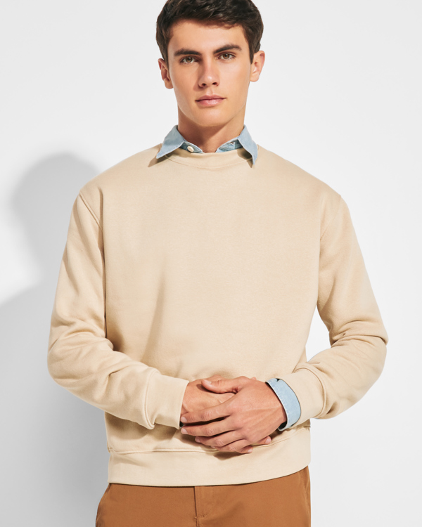 Felpa dal design classico, con colletto, polsini e fascia in vita in maglia a coste